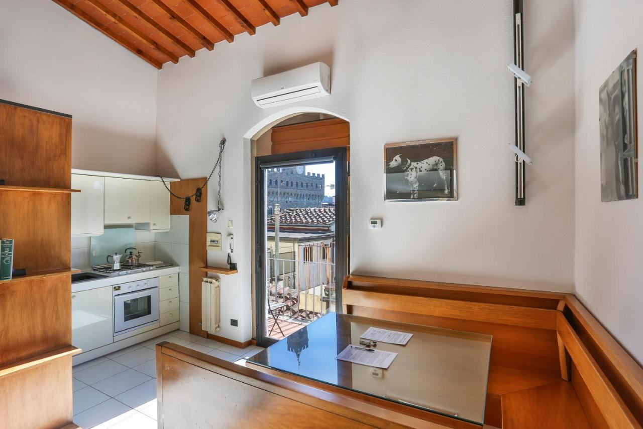 Palazzo Vecchio Penthouse - Hosted By Sweetstay Florencia Exterior foto
