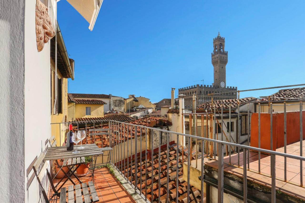 Palazzo Vecchio Penthouse - Hosted By Sweetstay Florencia Exterior foto